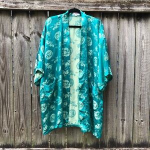 Solz Squirrel Vintage Satin Kimono Size XL Turquoise Brocade Pockets